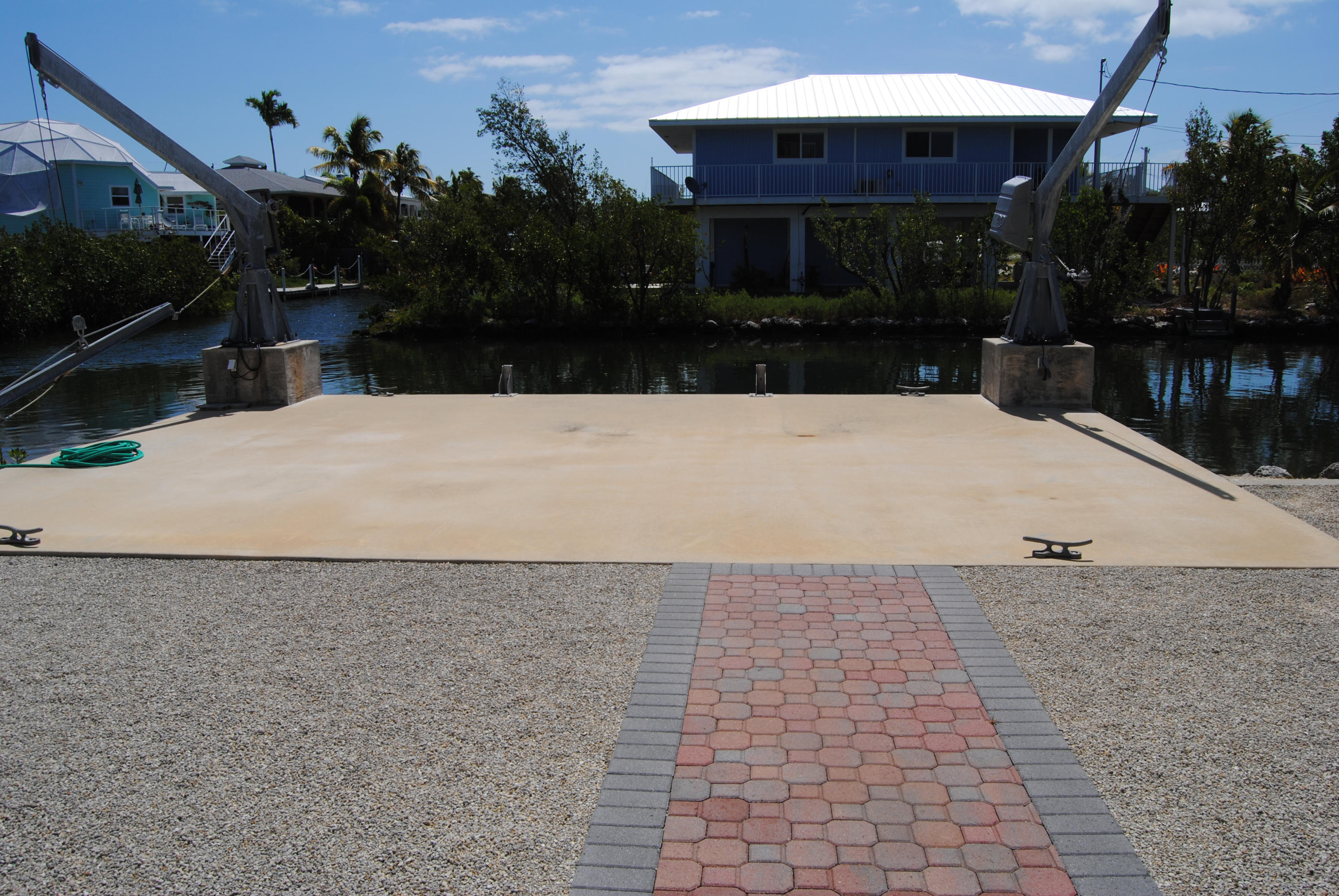 723 Indies Road Summerland Key, FL 33042 - Photo 27 of 28 Sewall and back yard