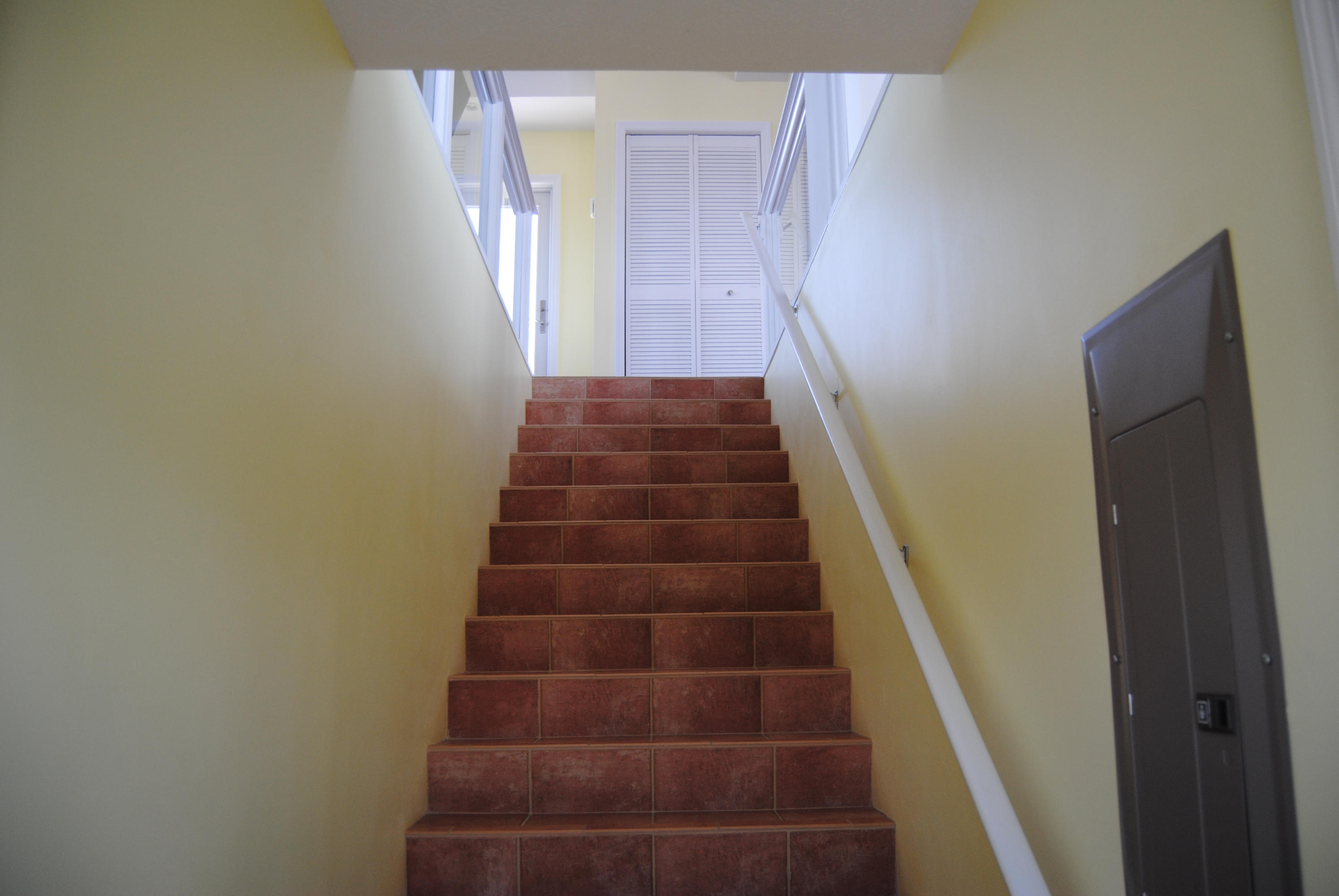 723 Indies Road Summerland Key, FL 33042 - Photo 10 of 28 Stairway