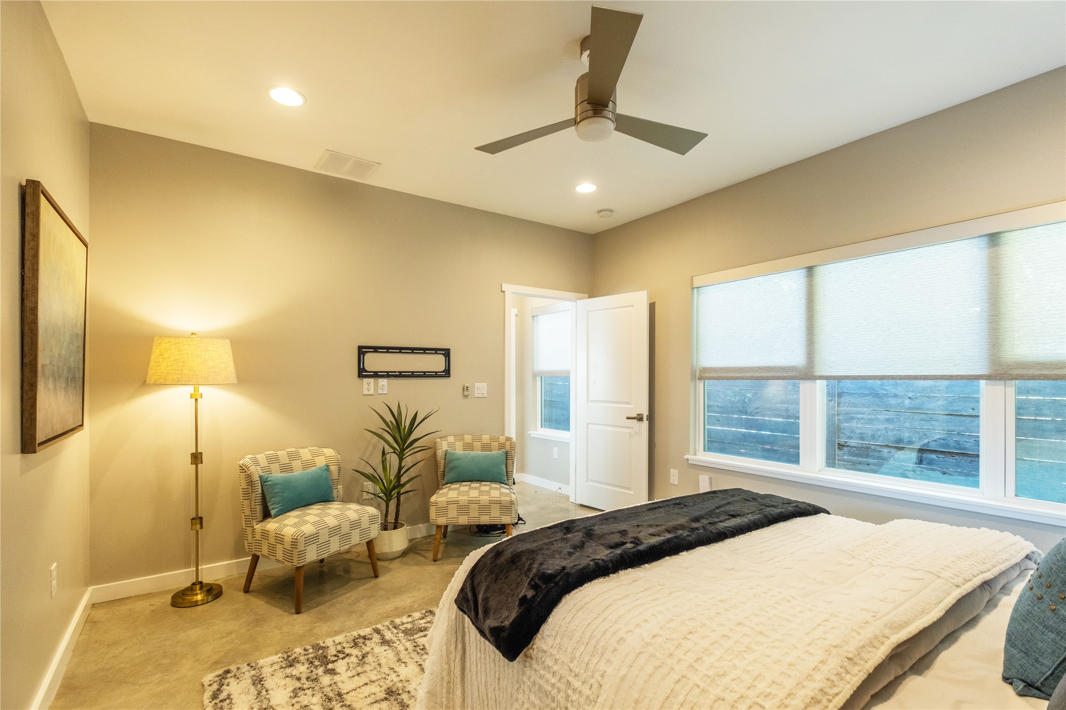 7601 Bethune Avenue, Unit B Austin, TX 78752 - Photo 10 of 39 Bedroom with ceiling fan and recessed lighting