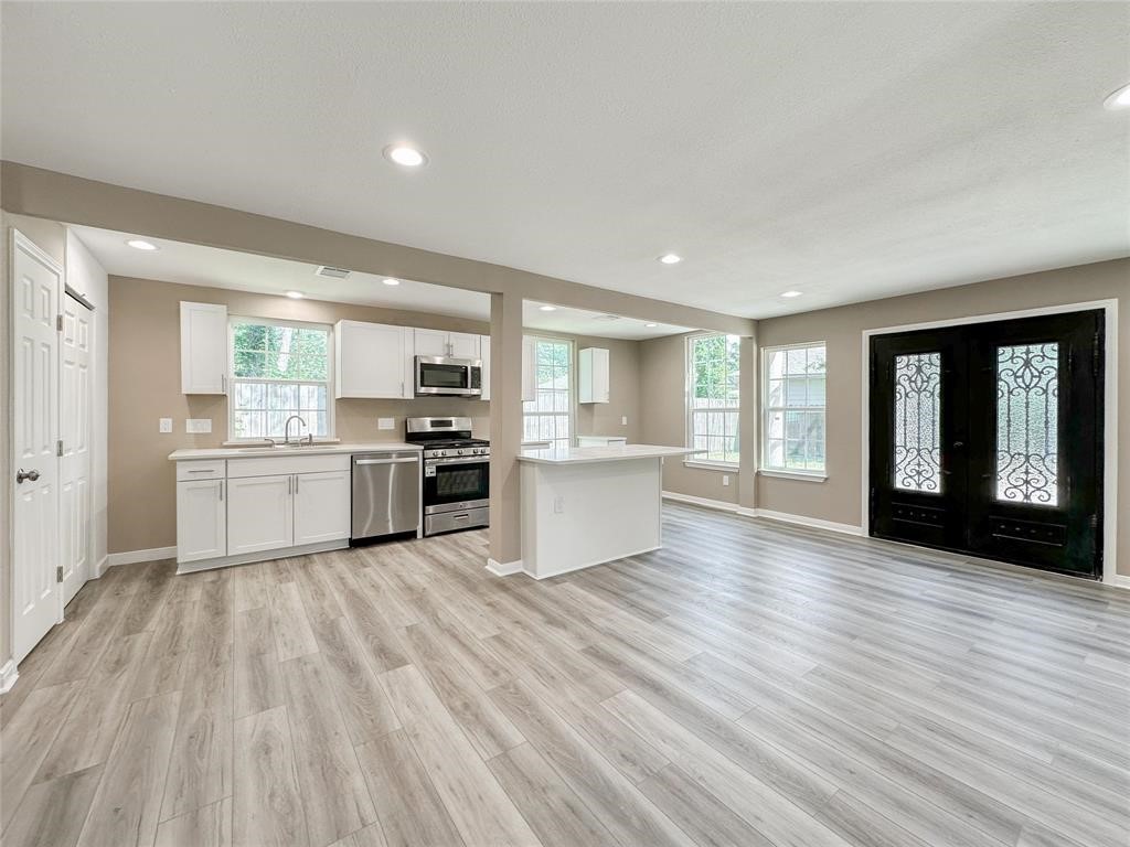 3207 Chaparral Way Spring, TX 77380 - Photo 16 of 25 guess house kitchen