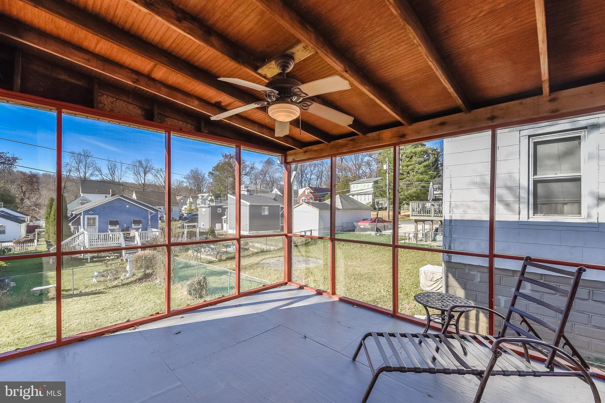 5533 Hutton Avenue Baltimore, MD 21207 - Photo 20 of 39 a view of a room with gym equipment