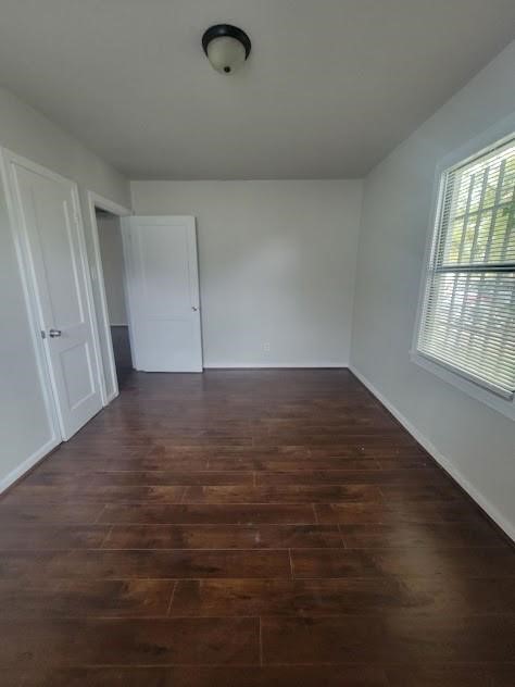 5318 Chennault Road Houston, TX 77033 - Photo 5 of 15