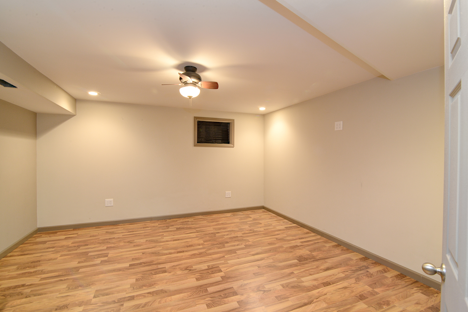794 Burning Trail Carol Stream, IL 60188 - Photo 29 of 35 a view of an empty room