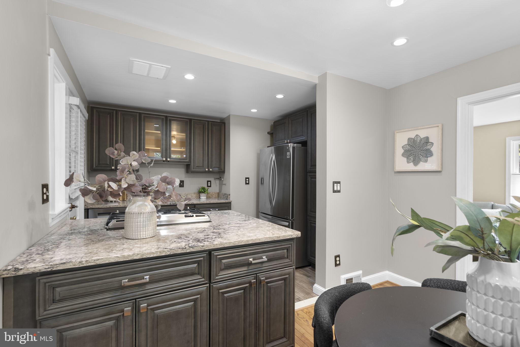 10604 South Dunmoor Drive Silver Spring, MD 20901 - Photo 12 of 32