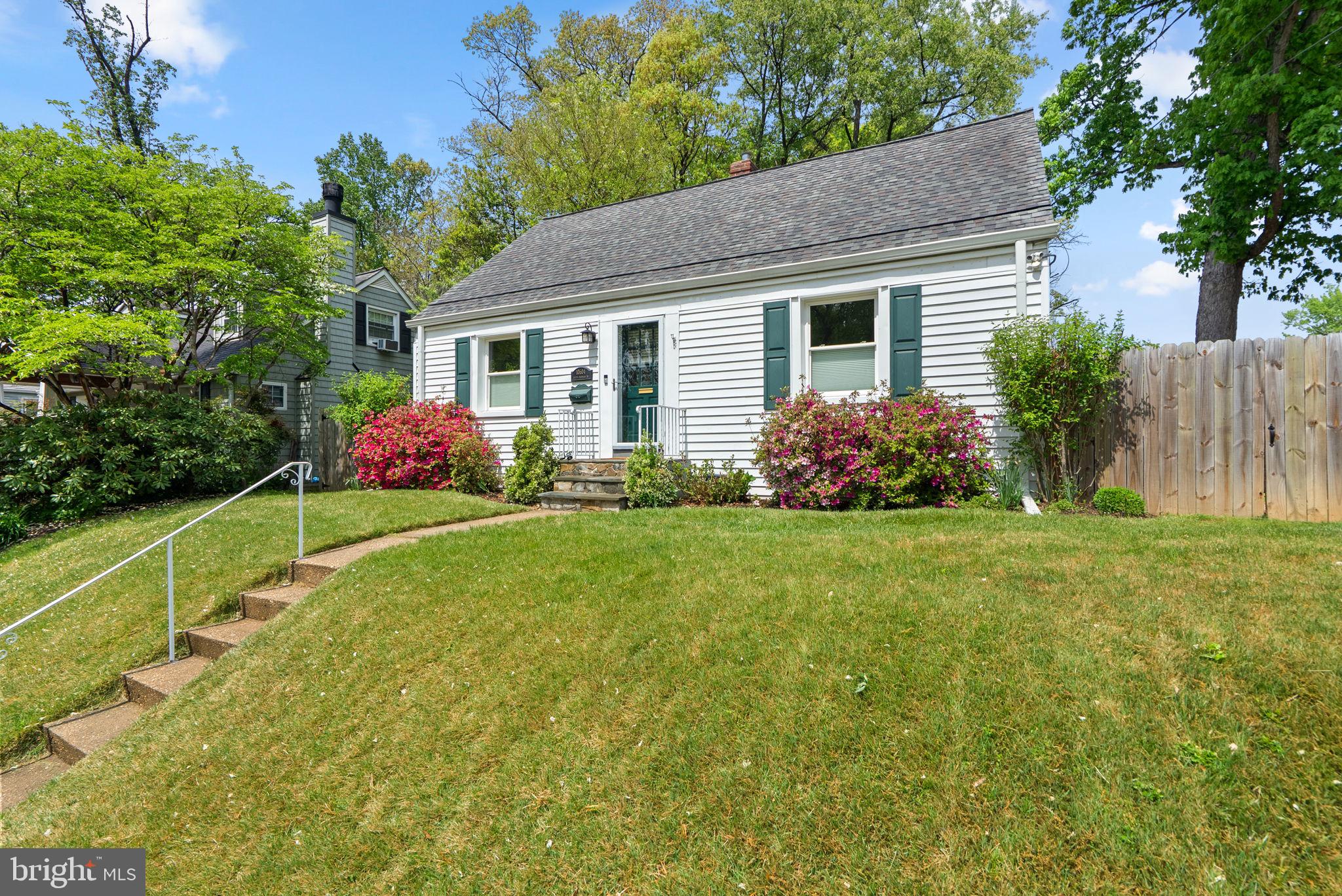 10604 South Dunmoor Drive Silver Spring, MD 20901 - Photo 4 of 32