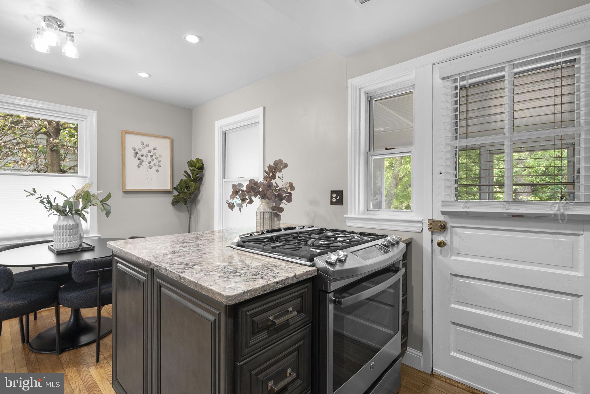 10604 South Dunmoor Drive Silver Spring, MD 20901 - Photo 10 of 32