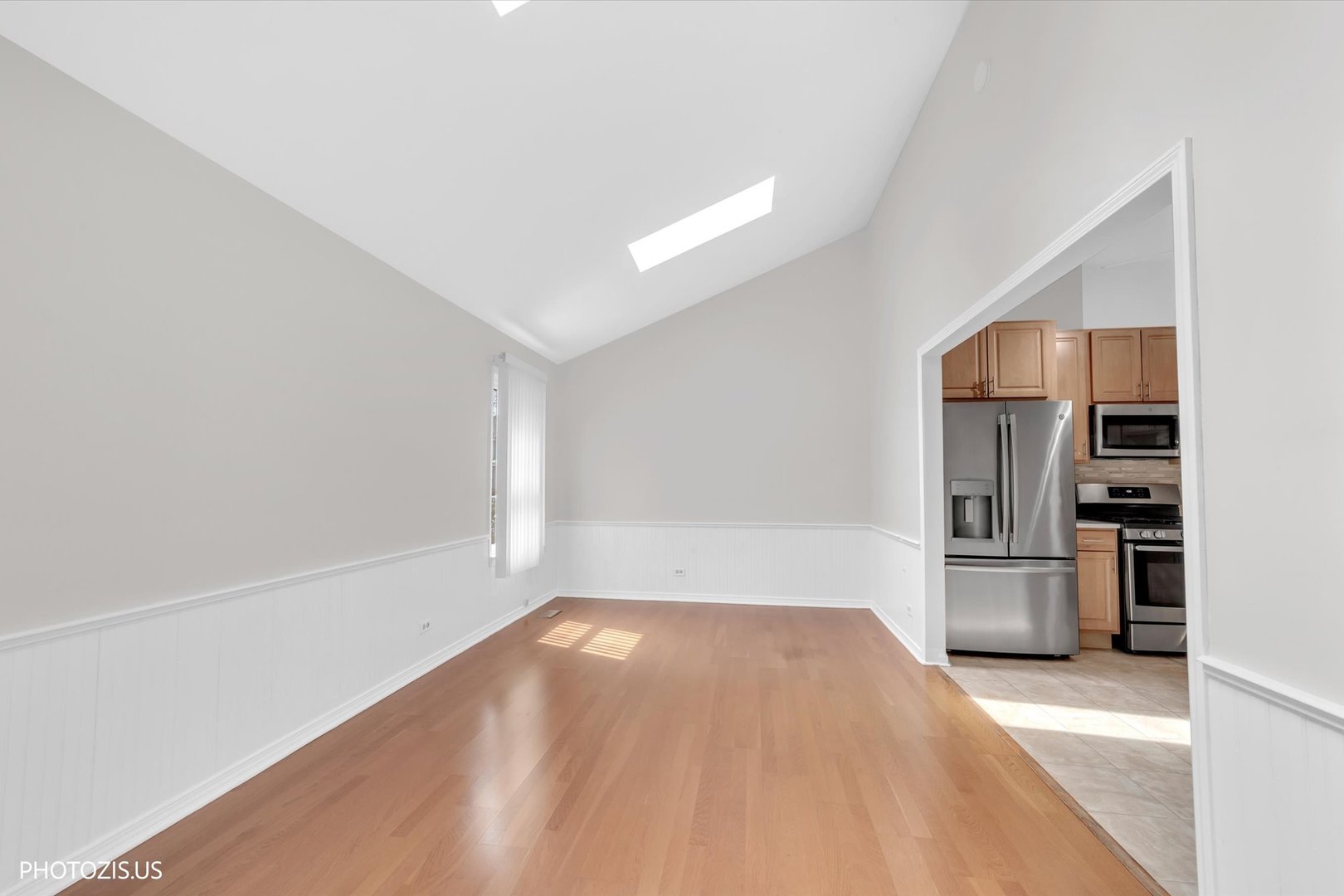 74 Bedford Road Mundelein, IL 60060 - Photo 15 of 31