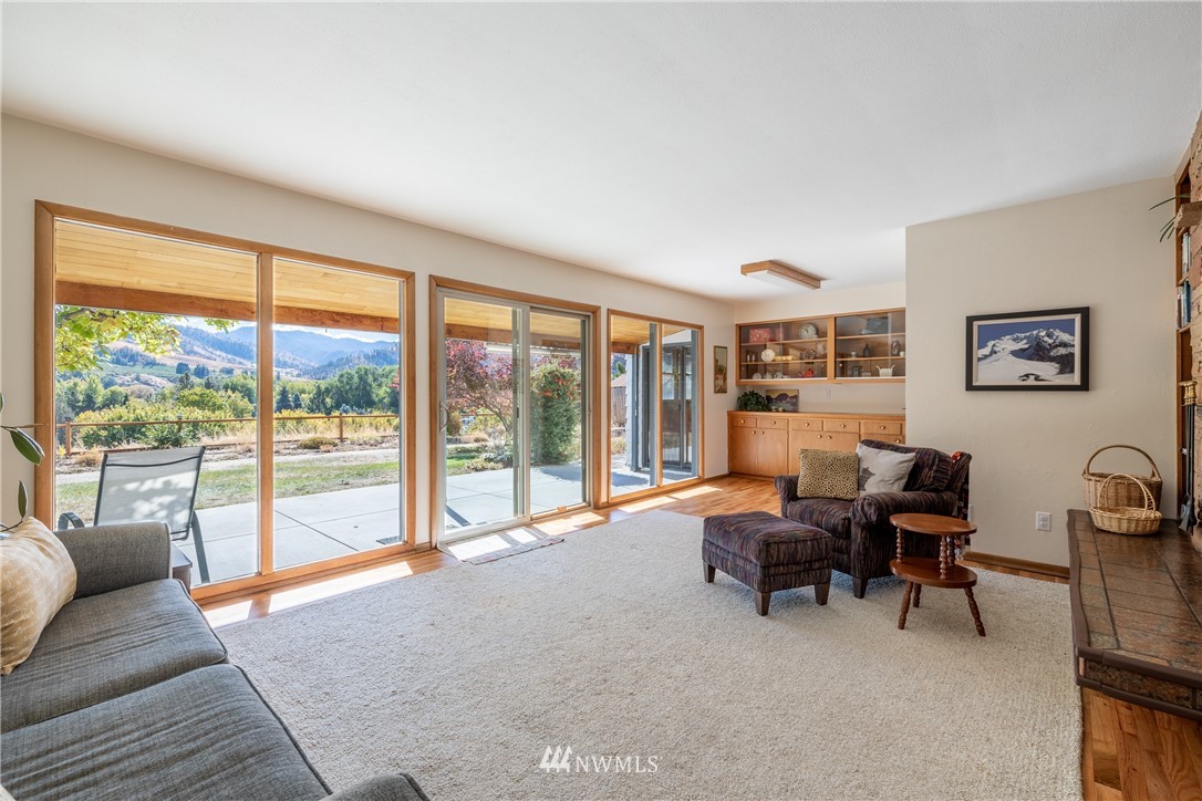 410 Valley View Drive Cashmere, WA 98815 - Photo 5 of 36 Gallery Image 5
