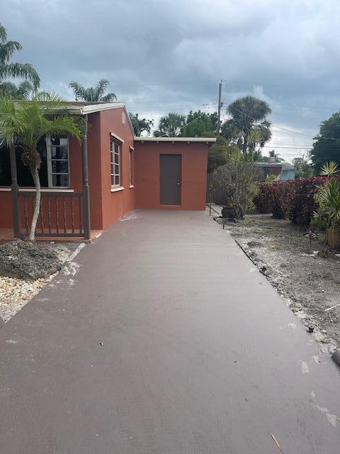 247 West 28th Street Riviera Beach, FL 33404 - Photo 4 of 35 Front 4