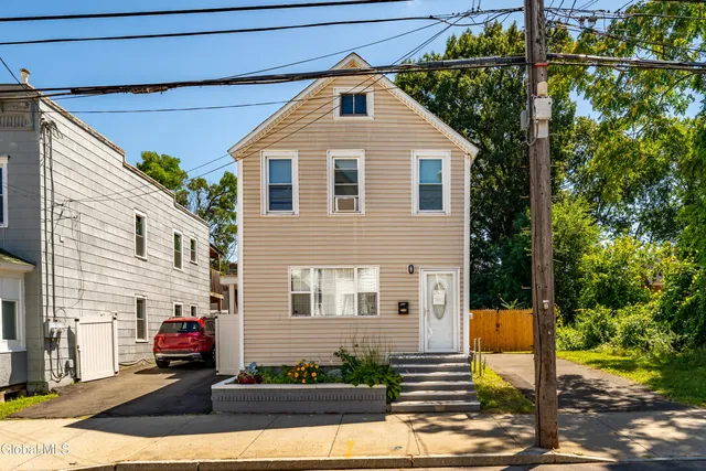 $297,500 | 325 Hulett Street, Schenectady, NY 12307