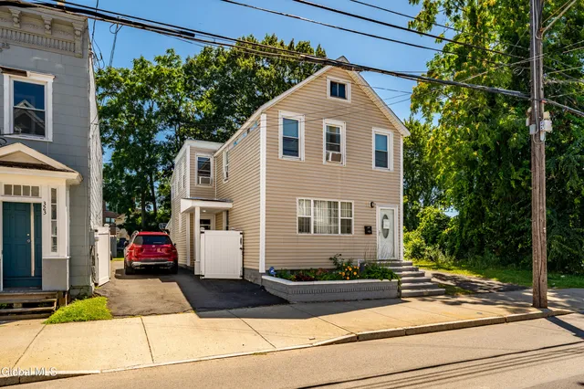 $297,500 | 325 Hulett Street, Schenectady, NY 12307