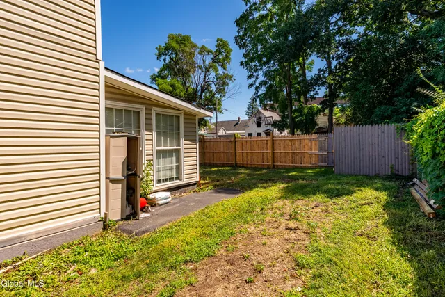 $297,500 | 325 Hulett Street, Schenectady, NY 12307