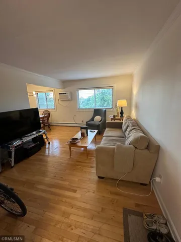 $125,000 | 440 Ridgewood Avenue, Unit 203, Minneapolis, MN 55403
