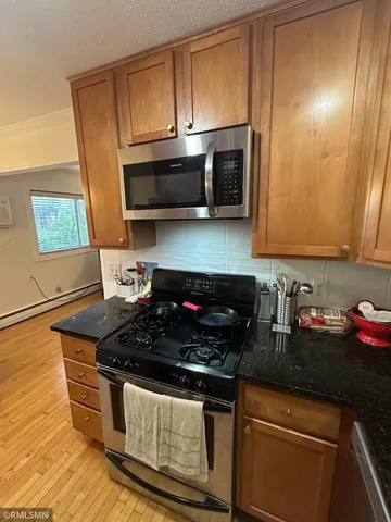 $125,000 | 440 Ridgewood Avenue, Unit 203, Minneapolis, MN 55403