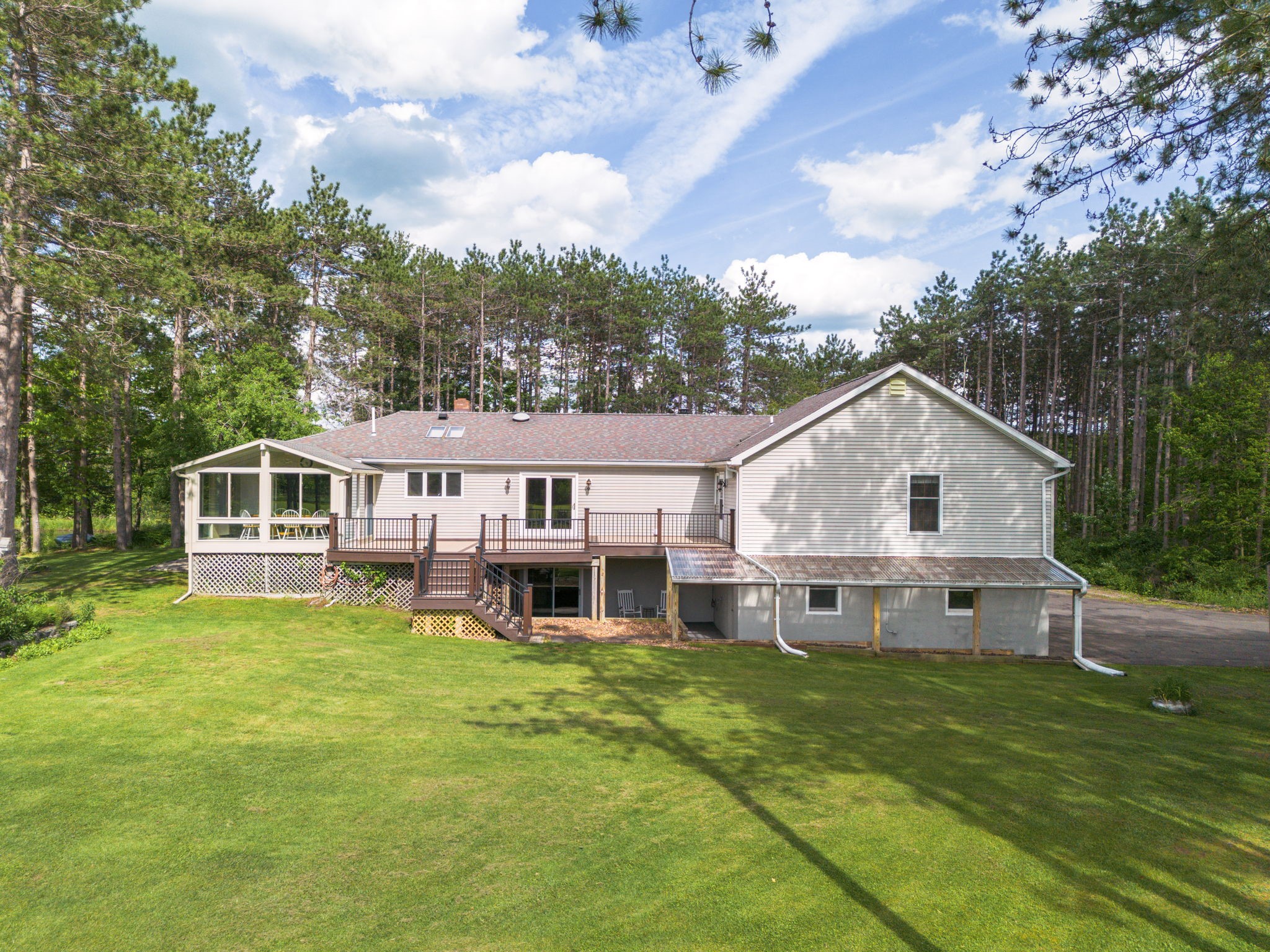 241 Duell Road Binghamton, NY 13904 - Photo 4 of 48