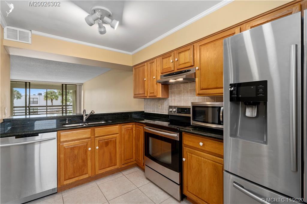 1950 Southwest Palm City Road, Unit 55202 Stuart, FL 34994 - Photo 7 of 45 Gallery Image 7