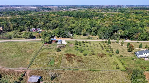 $399,000 | 2-s227 Green Road, Elburn, IL 60119