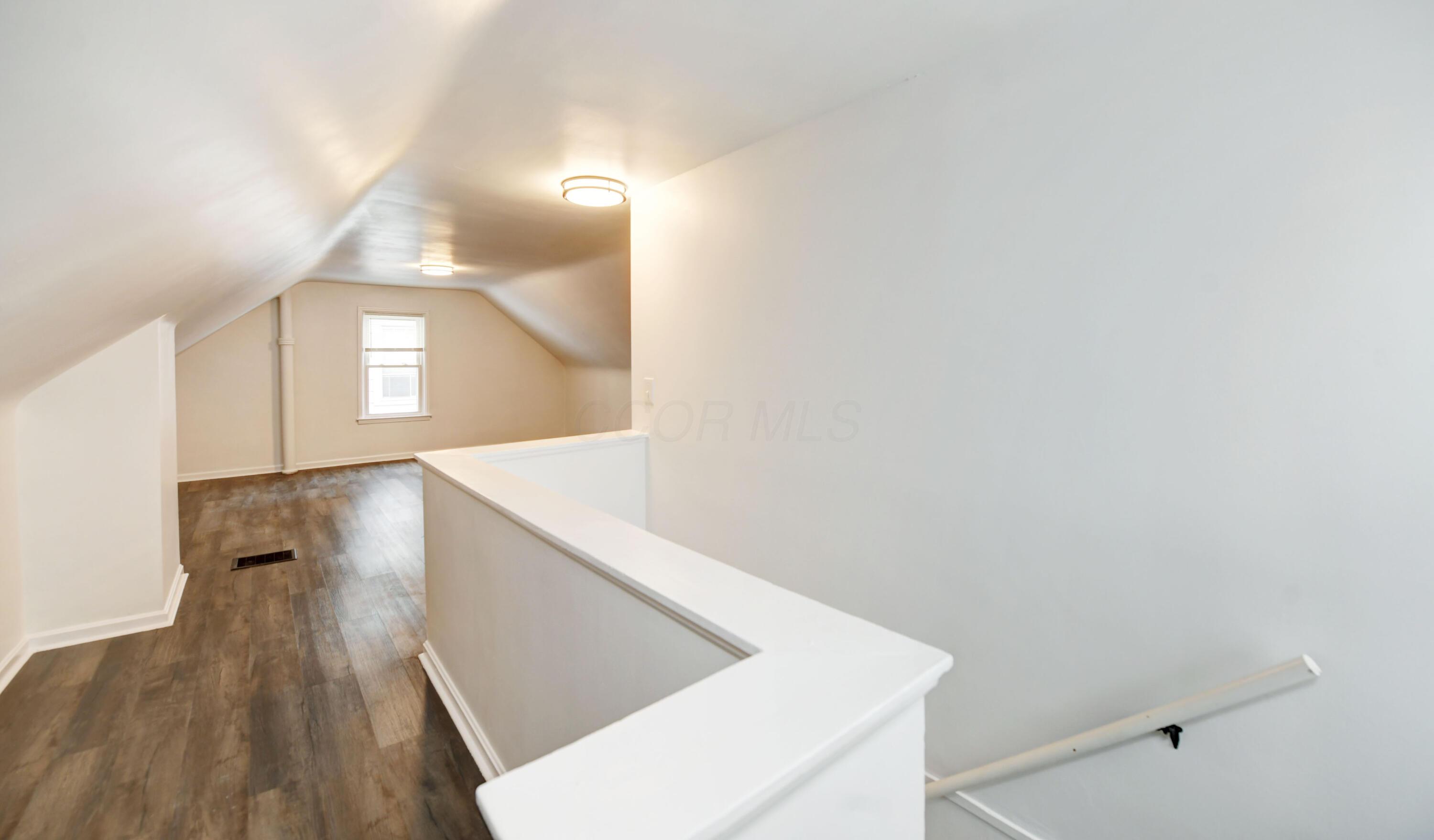 2282 Gerbert Road Columbus, OH 43211 - Photo 22 of 33 Second Floor