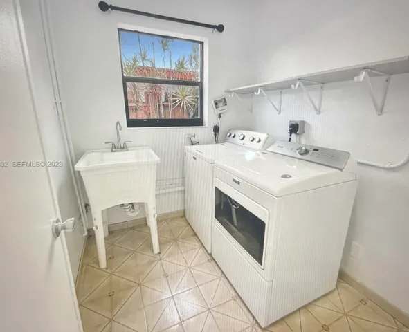 $3,500 | 3813 Northeast 16th Terrace, Pompano Beach, FL 33064