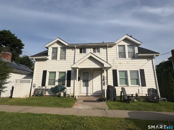 $1,282 | 31-35 Warwick Street, Unit 33, Middletown, CT 06457