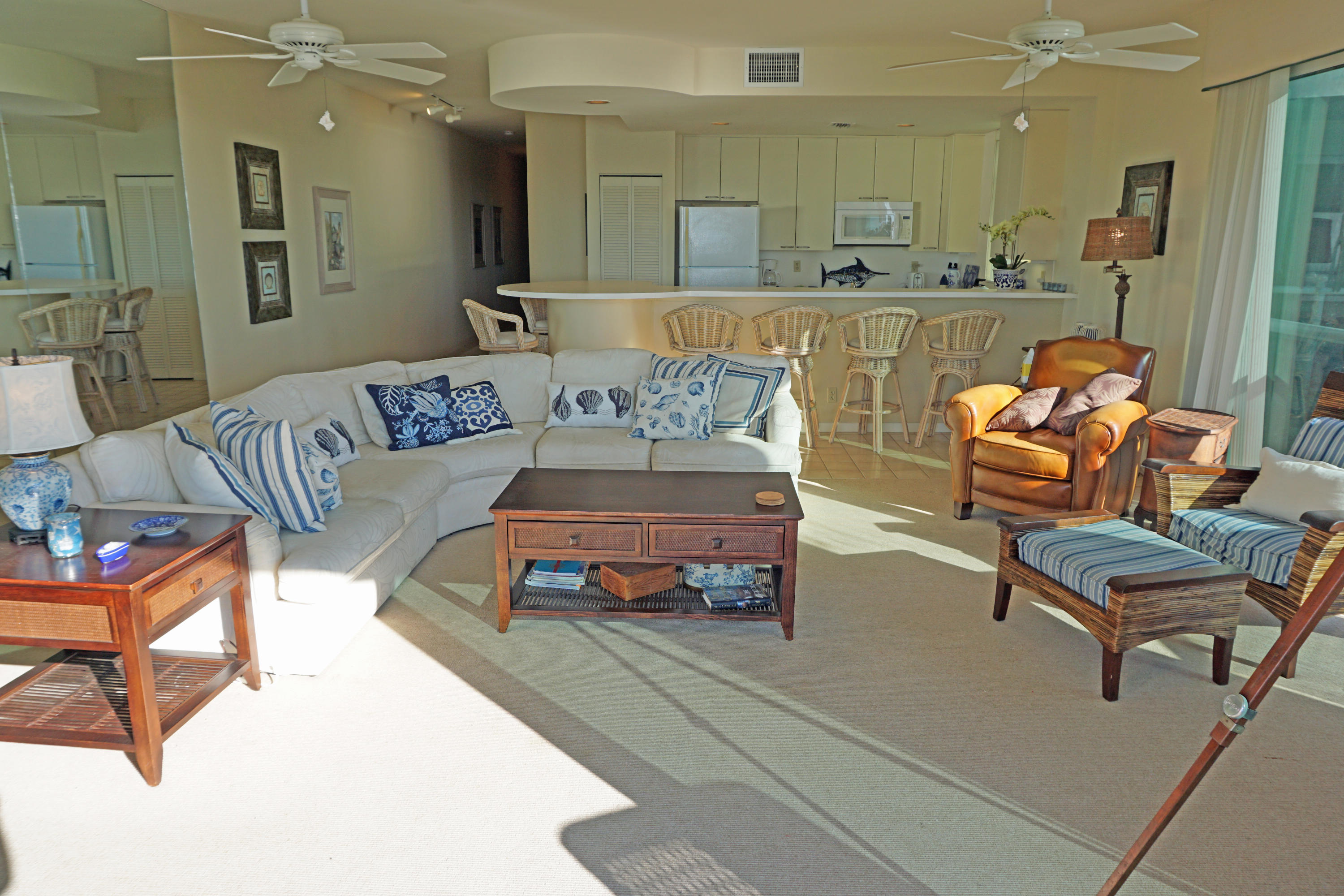 140 Inlet Way, Unit 312 Palm Beach Shores, FL 33404 - Photo 13 of 31 Living Room