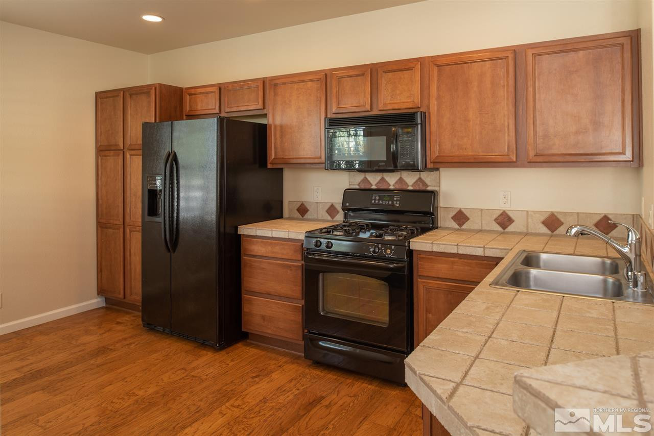 2120 Overland Park Drive Reno, NV 89521 - Photo 7 of 23 Photo 7