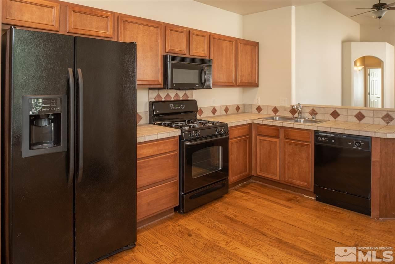 2120 Overland Park Drive Reno, NV 89521 - Photo 8 of 23 Photo 8