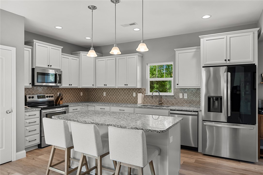 112 Inlet Pointe Drive Anderson, SC 29625 - Photo 13 of 46