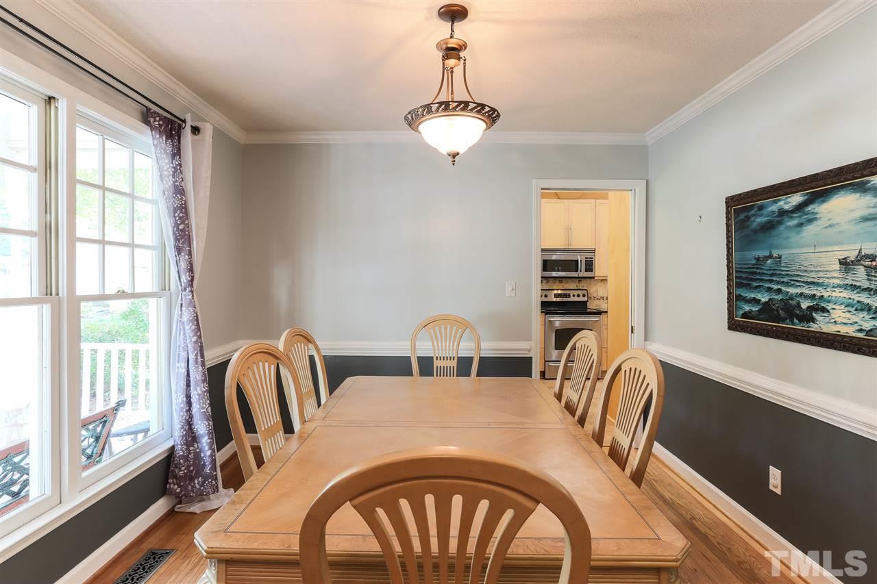 5608 Preston Place Raleigh, NC 27604 - Photo 3 of 22 Gallery Image 3