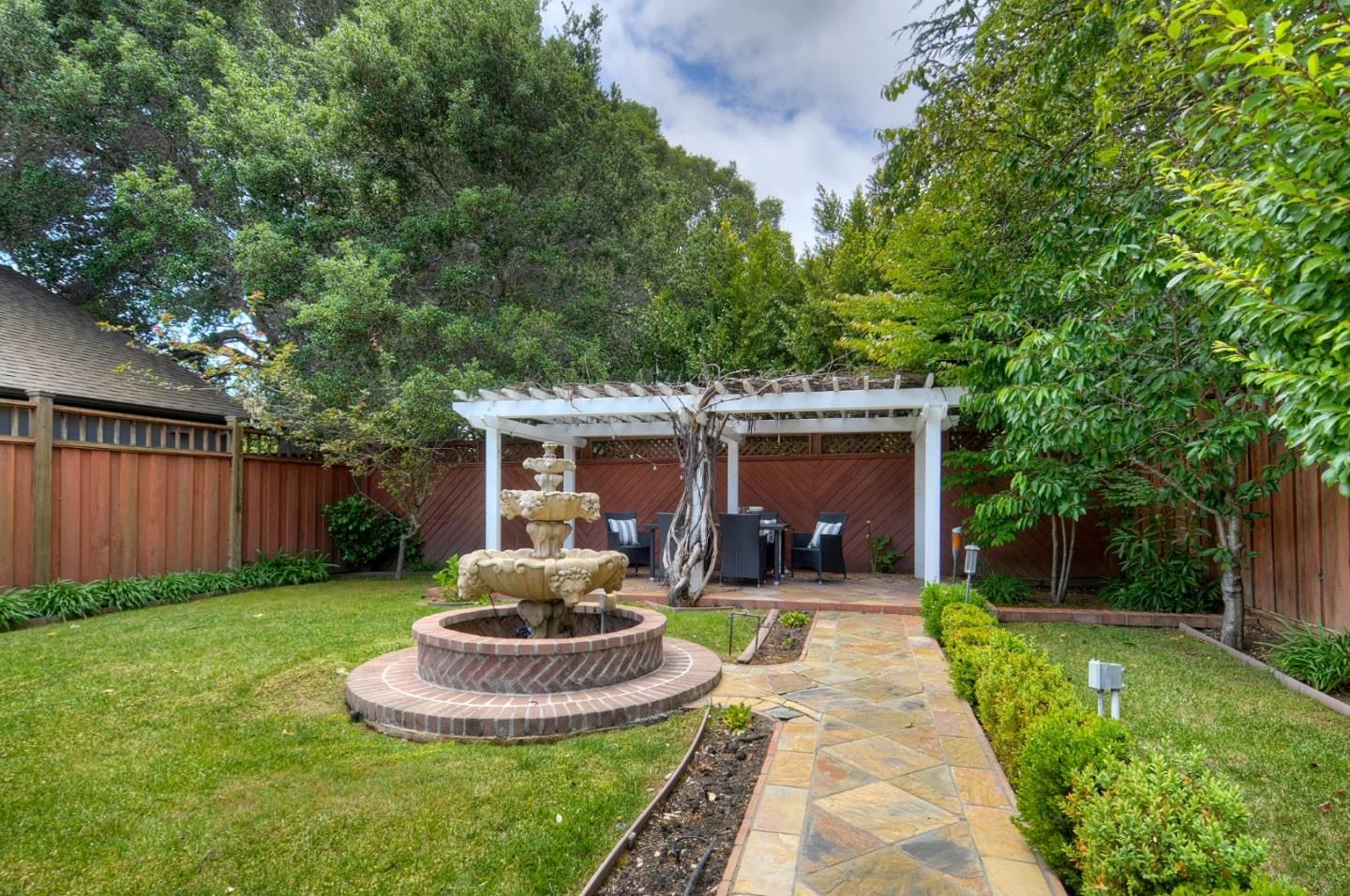 307 Engle Road San Mateo, CA 94402 - Photo 18 of 22 Gallery Image 18