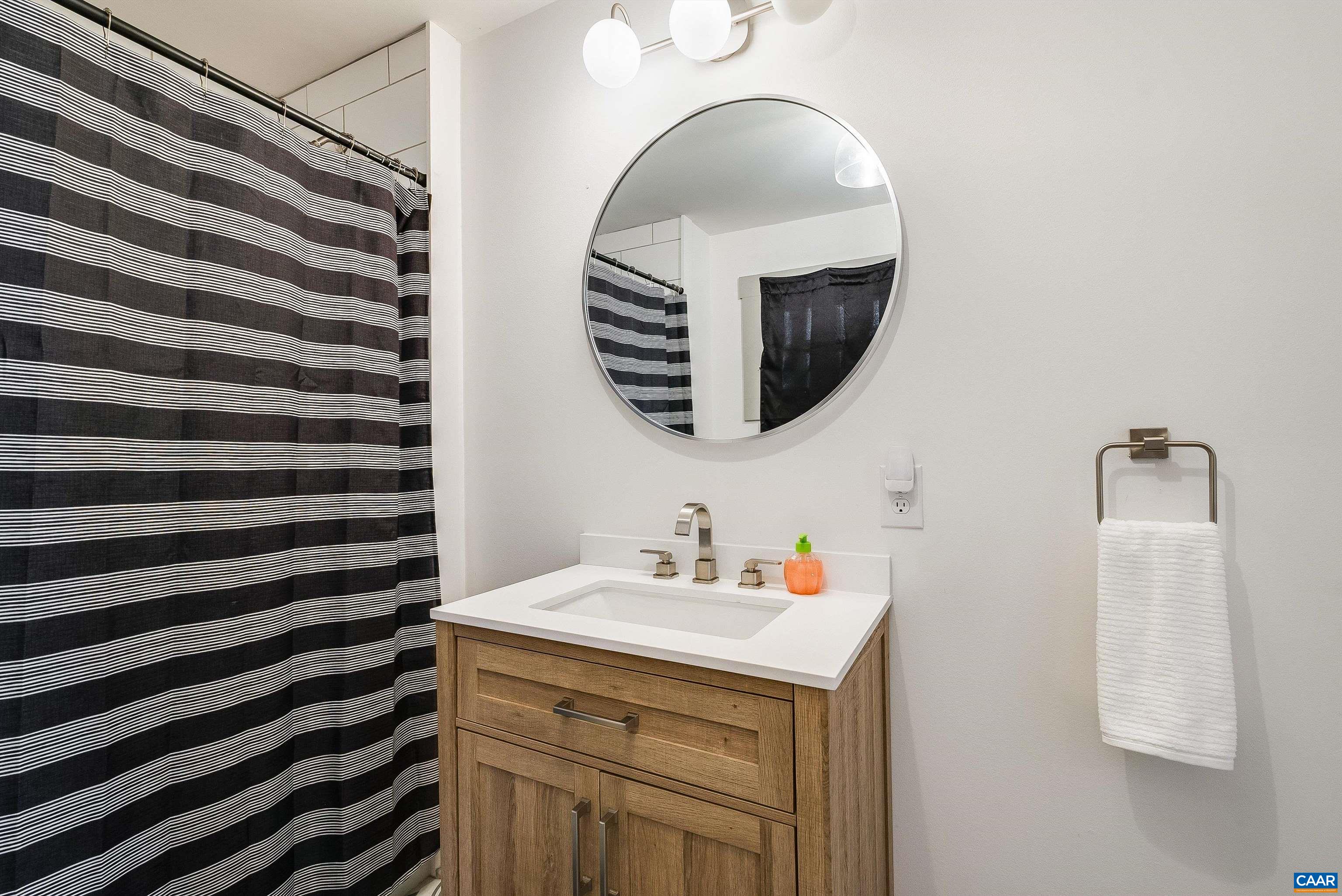 314 13th Street Waynesboro, VA 22980 - Photo 9 of 18