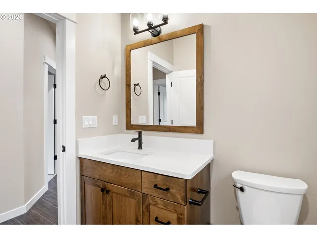 $579,000 | 909 Durham Avenue, Sutherlin, OR 97479