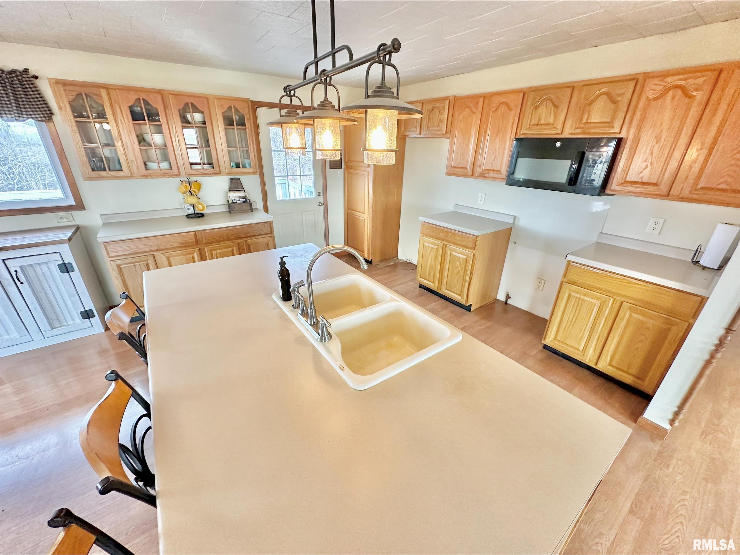 1416 Berwick Road Berwick, IL 61417 - Photo 17 of 34