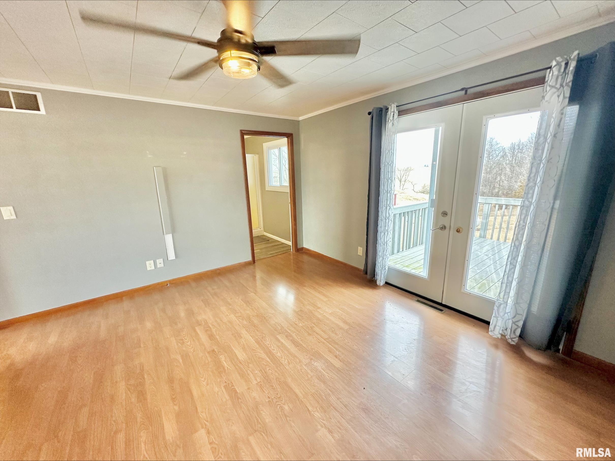 1416 Berwick Road Berwick, IL 61417 - Photo 10 of 34