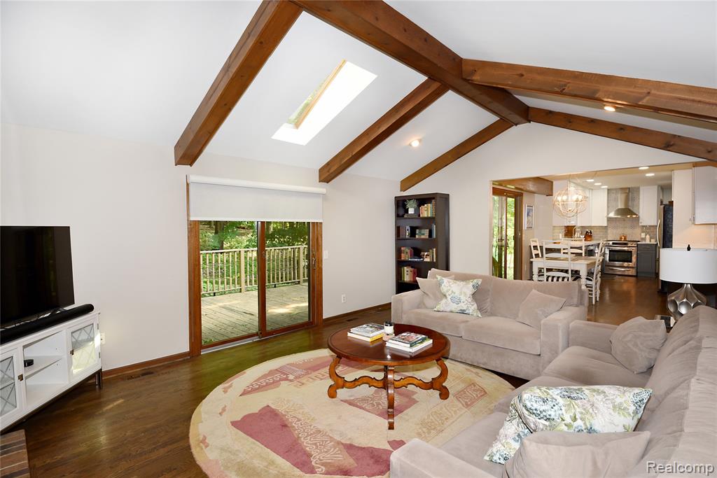 36780 Chesapeake Road Farmington Hills, MI 48335 - Photo 16 of 37 Gallery Image 16