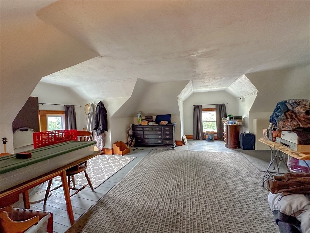 573 White Street Springfield, MA 01108 - Photo 32 of 39