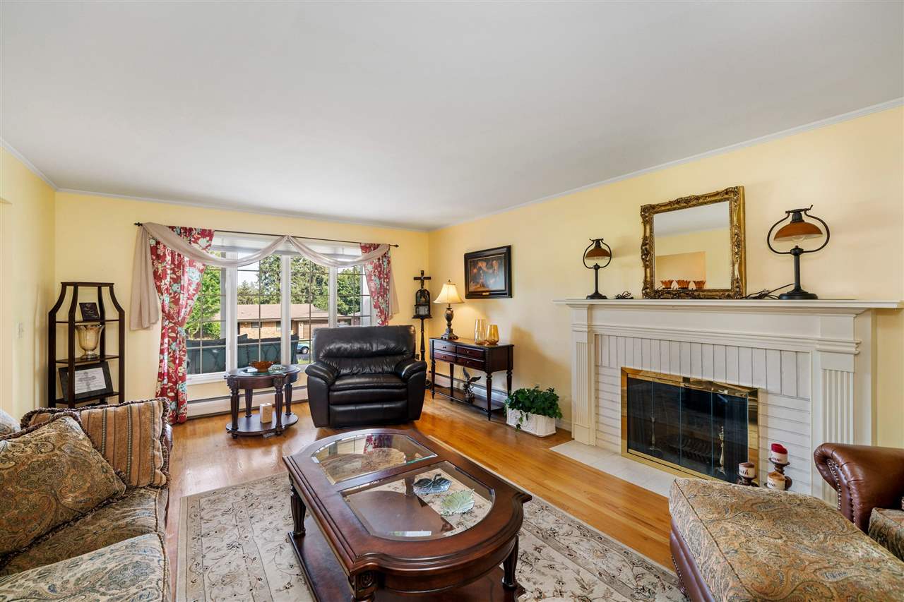 9919 North Huntington Road Spokane, WA 99218 - Photo 3 of 20 Gallery Image 3