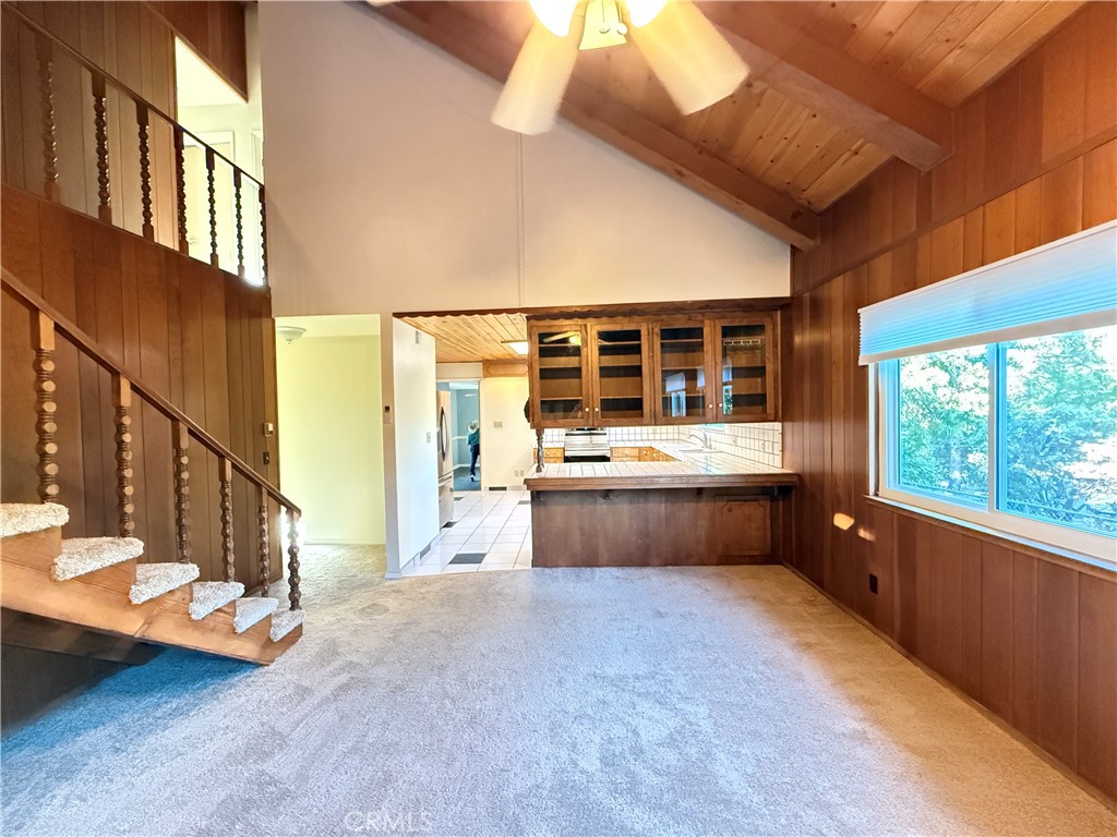 5452 Carleton Road Mariposa, CA 95338 - Photo 28 of 57 a room with gym equipment and a large window