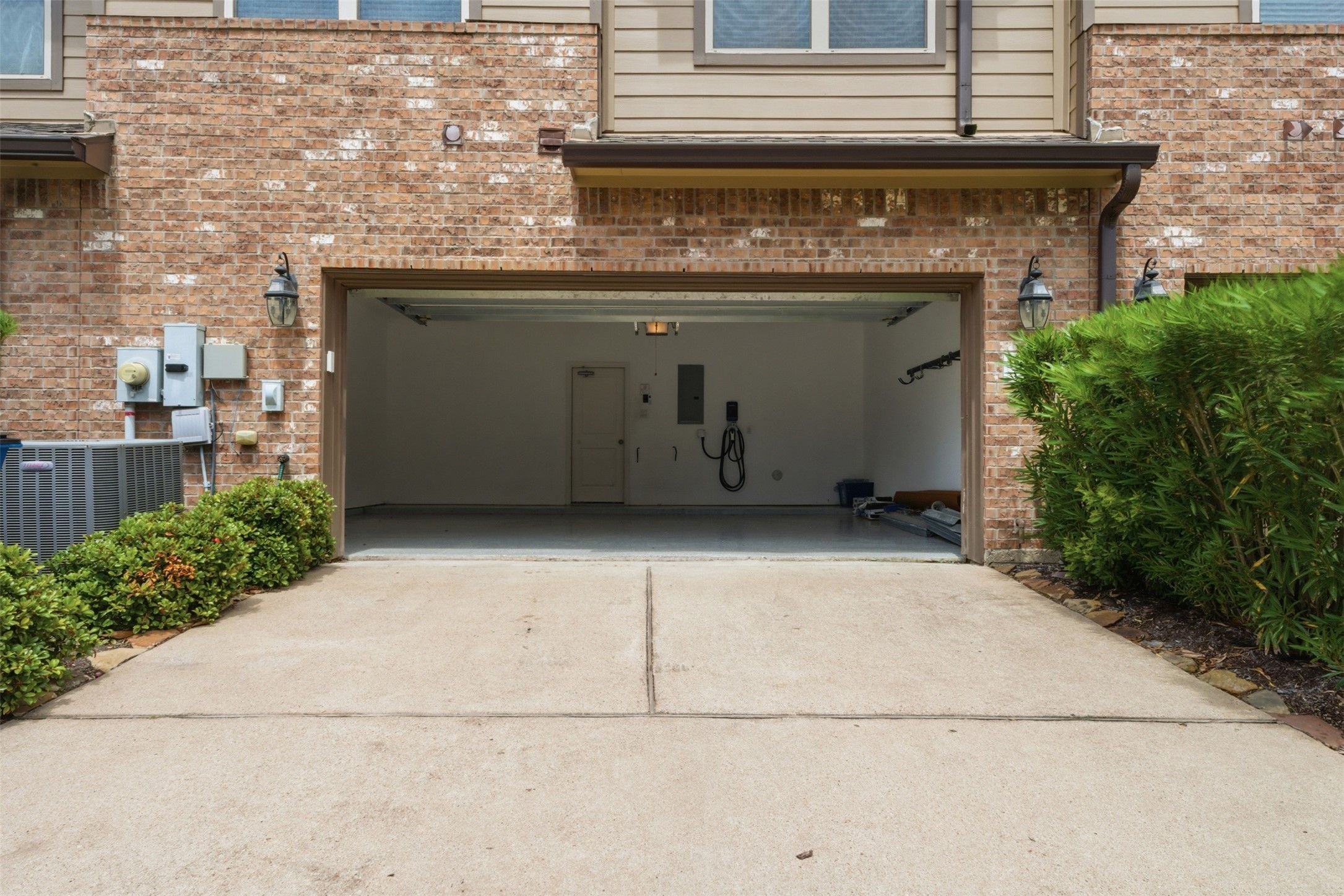 706 Water Street Webster, TX 77598 - Photo 20 of 23 Extra parking for 2 additional guest vehicles, plus several parling alcoves within walking distance.