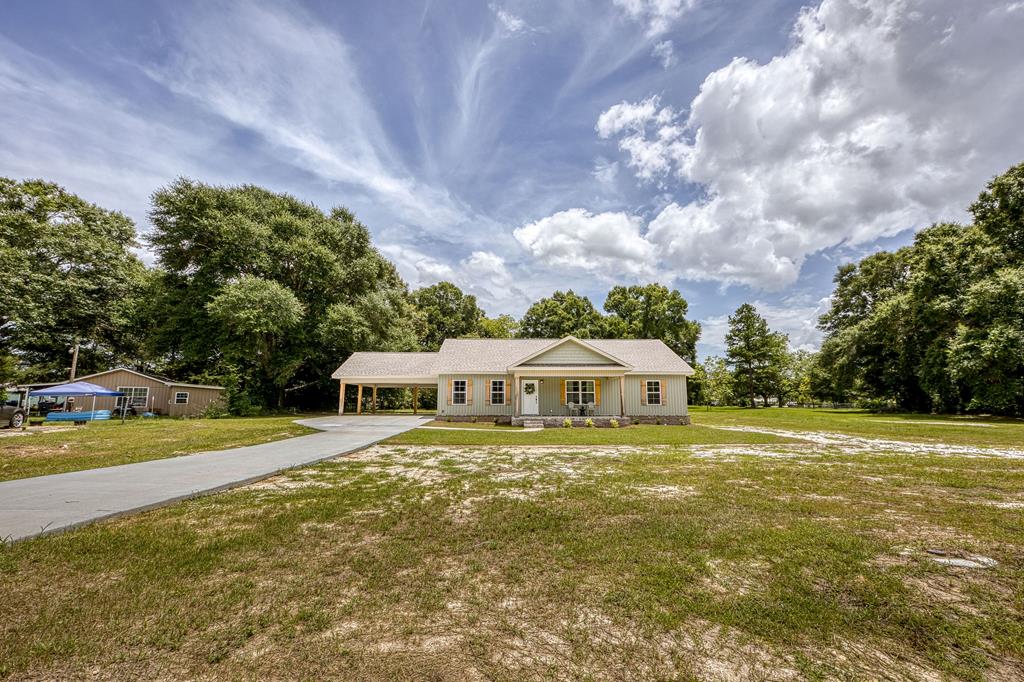 1007 West Deere Street Geneva, AL 36340 - Photo 1 of 38 Main View
