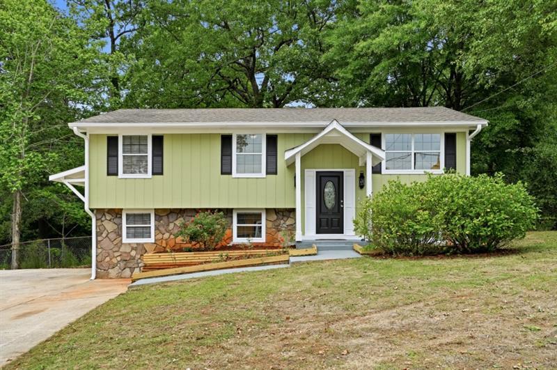 4780 Big Valley Road Stone Mountain, GA 30083 - Photo 2 of 45