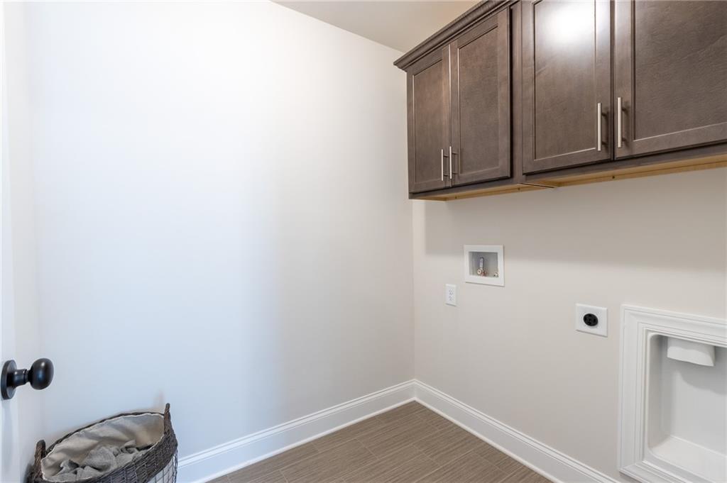 560 Calgary Downs Drive Winder, GA 30680 - Photo 30 of 37 a view of cabinets
