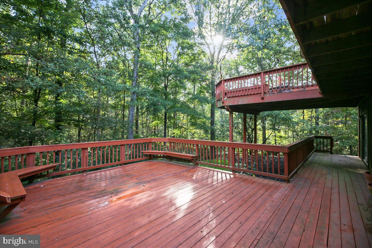 1417 Aldenham Lane Reston, VA 20190 - Photo 19 of 65 Wonderful view