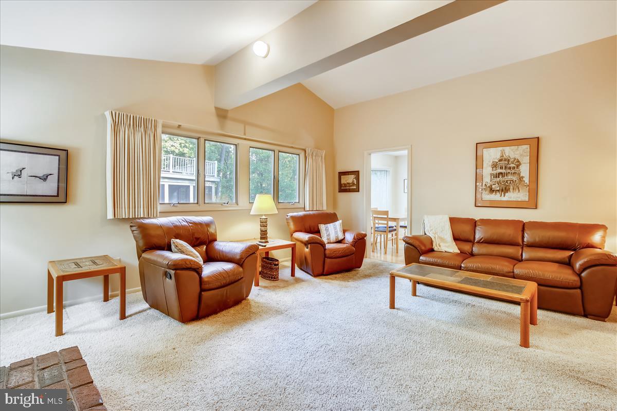 1417 Aldenham Lane Reston, VA 20190 - Photo 25 of 65 High ceilings