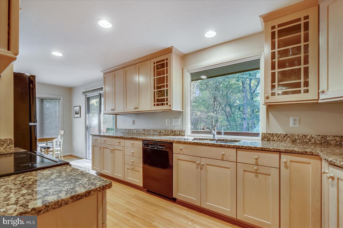 1417 Aldenham Lane Reston, VA 20190 - Photo 26 of 65 View over kitchen sink is amazing