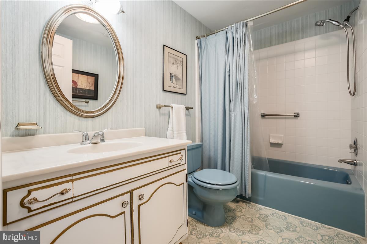 1417 Aldenham Lane Reston, VA 20190 - Photo 34 of 65 Bath