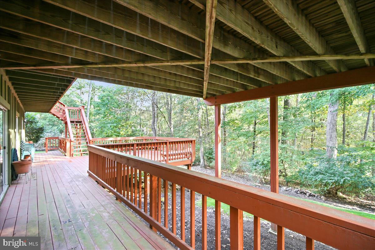 1417 Aldenham Lane Reston, VA 20190 - Photo 45 of 65