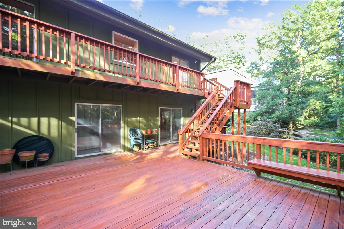 1417 Aldenham Lane Reston, VA 20190 - Photo 47 of 65 Multi-level