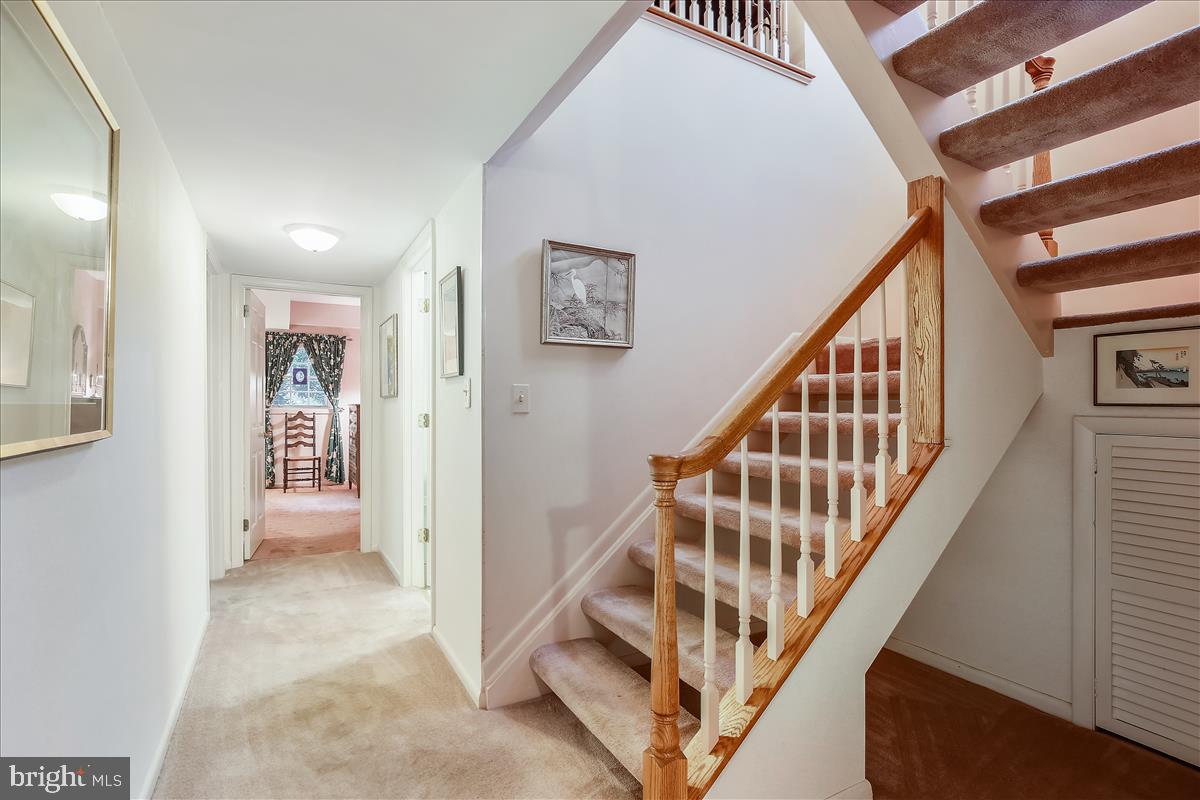 1417 Aldenham Lane Reston, VA 20190 - Photo 49 of 65 Open staircase