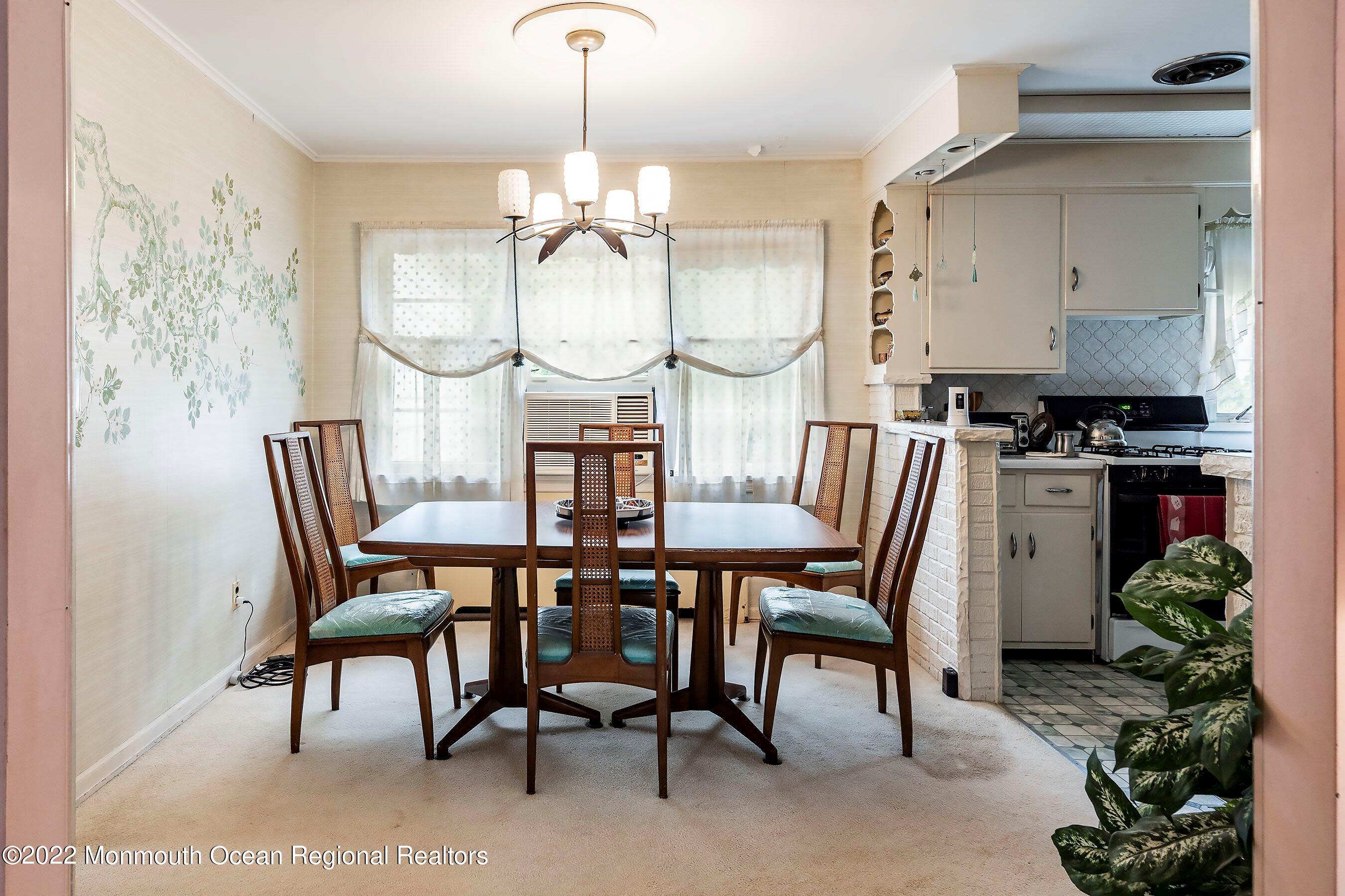 31 Robin Road Rumson, NJ 07760 - Photo 5 of 13 05-Dining 1